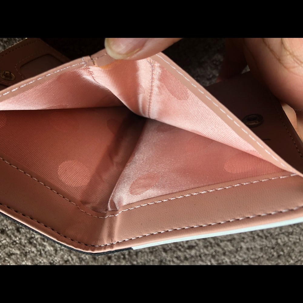 Wallet - Picture 7 of 8
